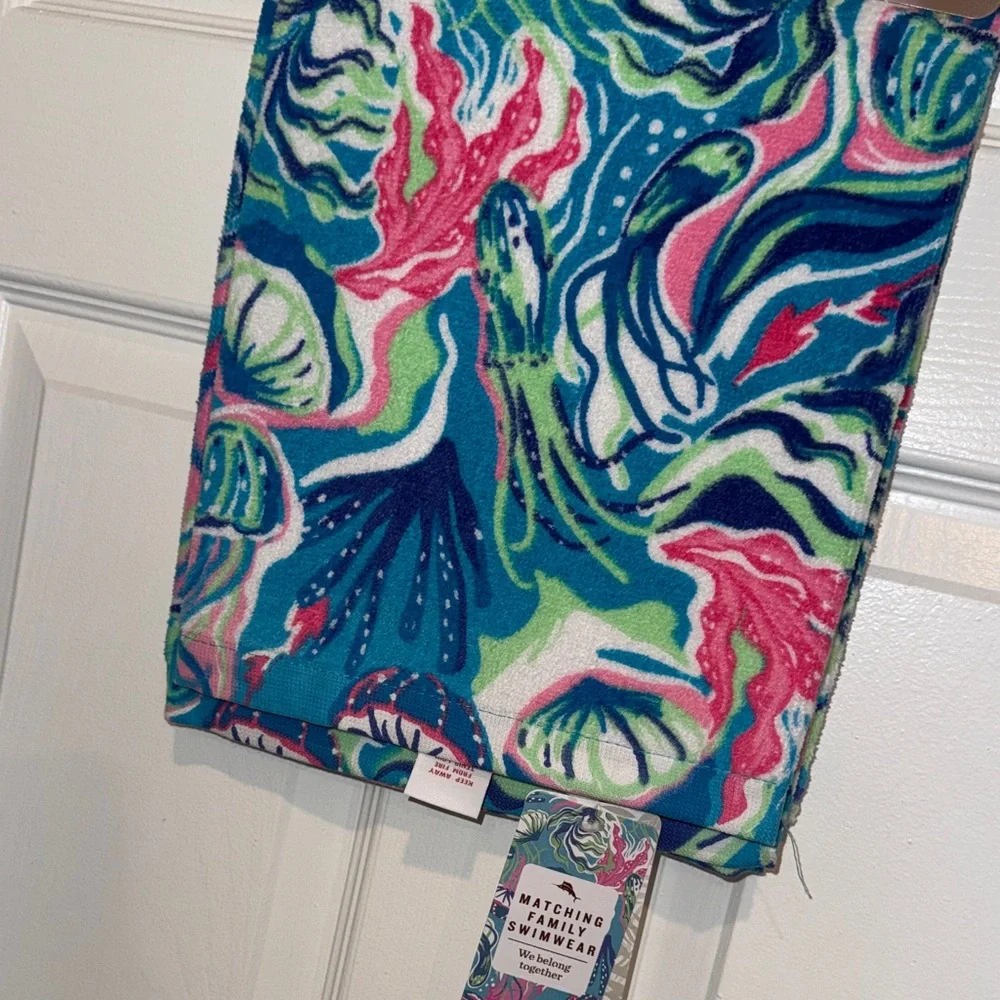 🆕 Tommy Bahama 100% cotton Kids Tropical Towel A9